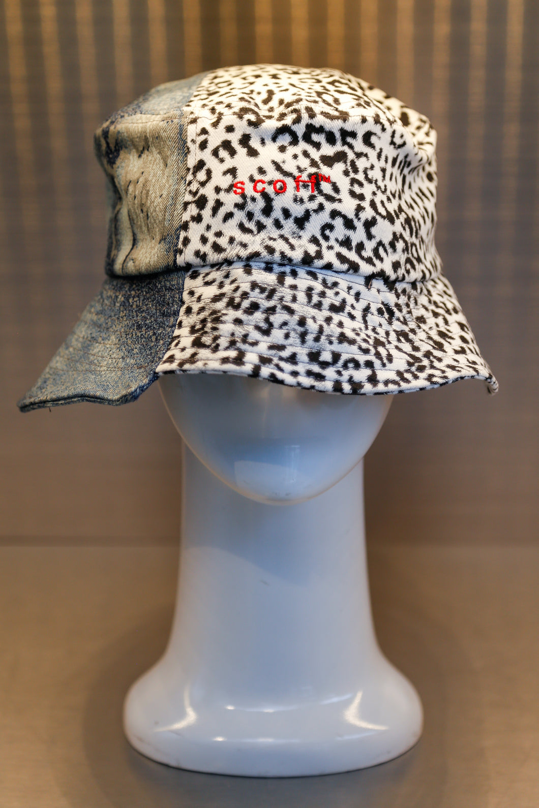 XXXSCOFF Leopard Half Snakes Skin bucket hat-Multi